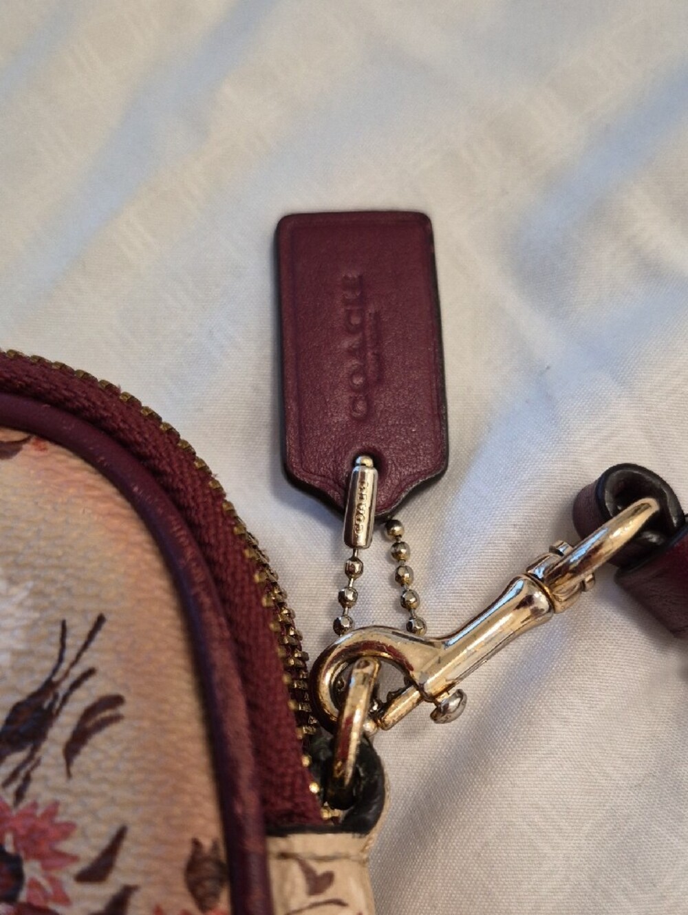 Coach Floral Crossbody in Beige and Burgundy Trim - Picture 2 of 7